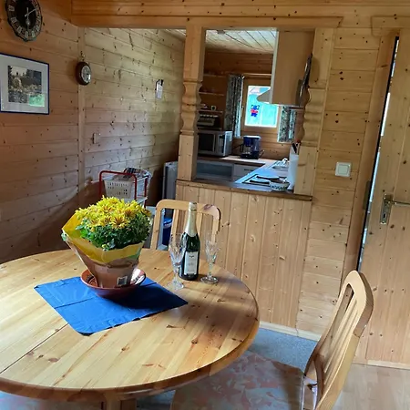 Schoenfelder Blockhaeuschen 公寓 *