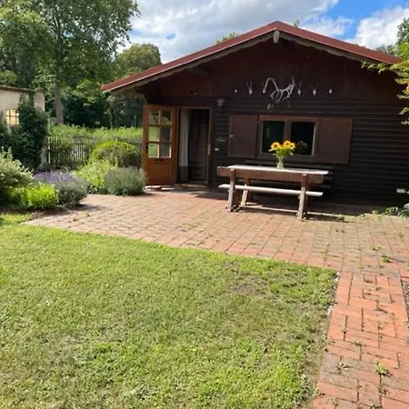 Schoenfelder Blockhaeuschen * Steinfeld (Saxony-Anhalt)