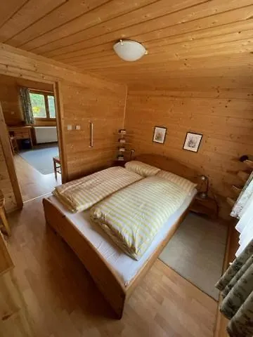 Schoenfelder Blockhaeuschen 公寓 *